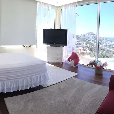 Villa Global Homes Rose